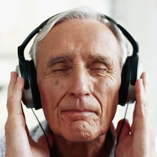 Аудиотехника - лучший подарок мужчине любого возраста!